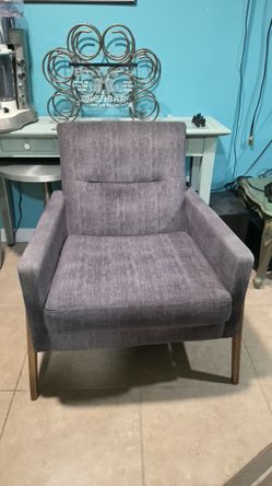 Gray felted Fabric Armchair with Wood Legs