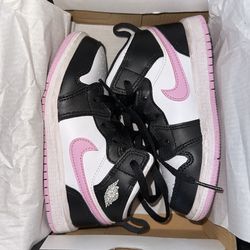 Jordan 1 Mid Pink Black White 9c