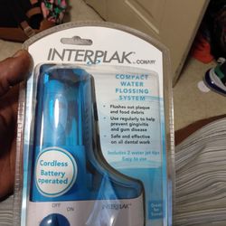 Compact Water Flossing System