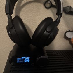 SteelSeries Arctis Nova Pro Wireless Headset