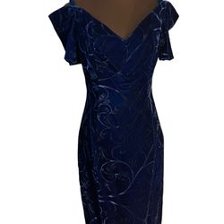 Expo Nite Crushed Royal Blue  Off The Shoulders Dress Size 10