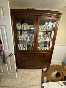 China Cabinet For Sale