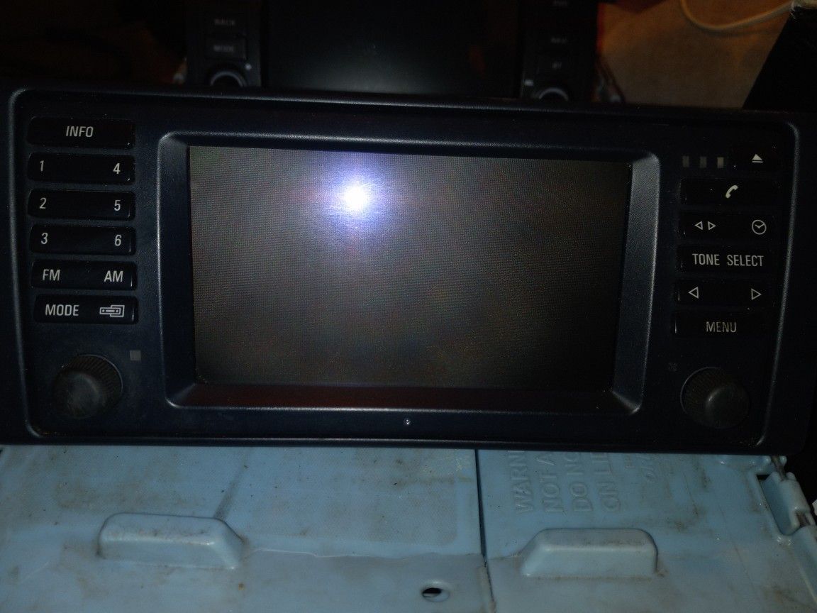 Bmw 5 Series Stock Radio W Navigation
