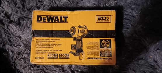 Dewalt 3/8 Compact Impact Wrench 