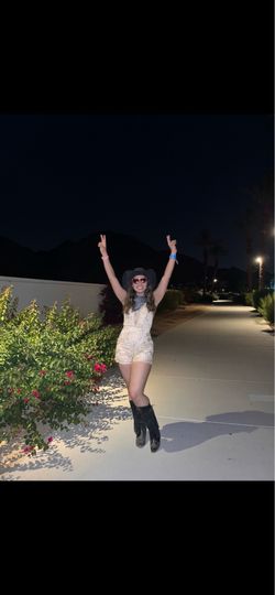 Romper gold and cream