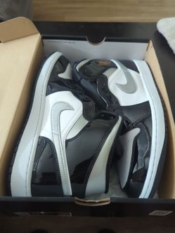 Air Jordan 1 High Patent Leather Sneakers