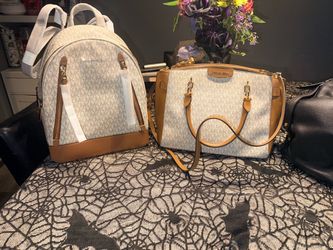 MICHAEL KORS BACKPACK $150 MK purse $100
