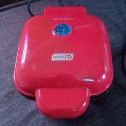 Dash Grill Cheese Sandwich Maker
