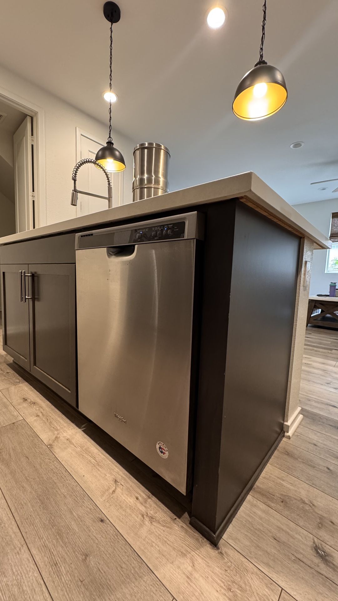 Stainless steel Whirlpool Dishwasher