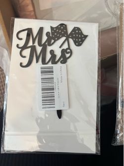 Mr Mrs cake toppers