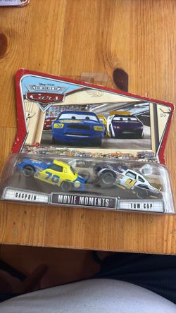 Disney Pixar Cars Gaspin and Tow Cap
