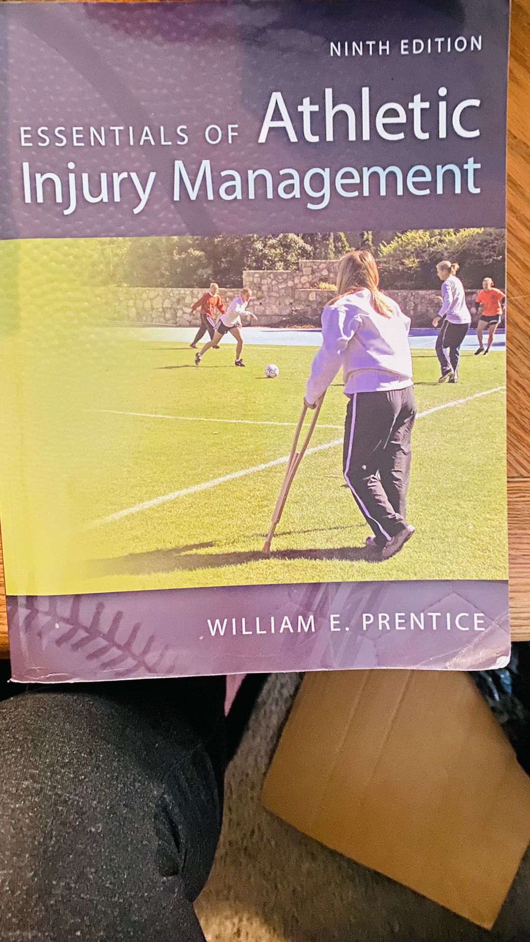 Essentials of Athletic Injury Management Textbook: 9th Edition