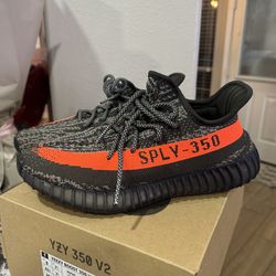 YEEZY Boost 350 - Carbon Beluga