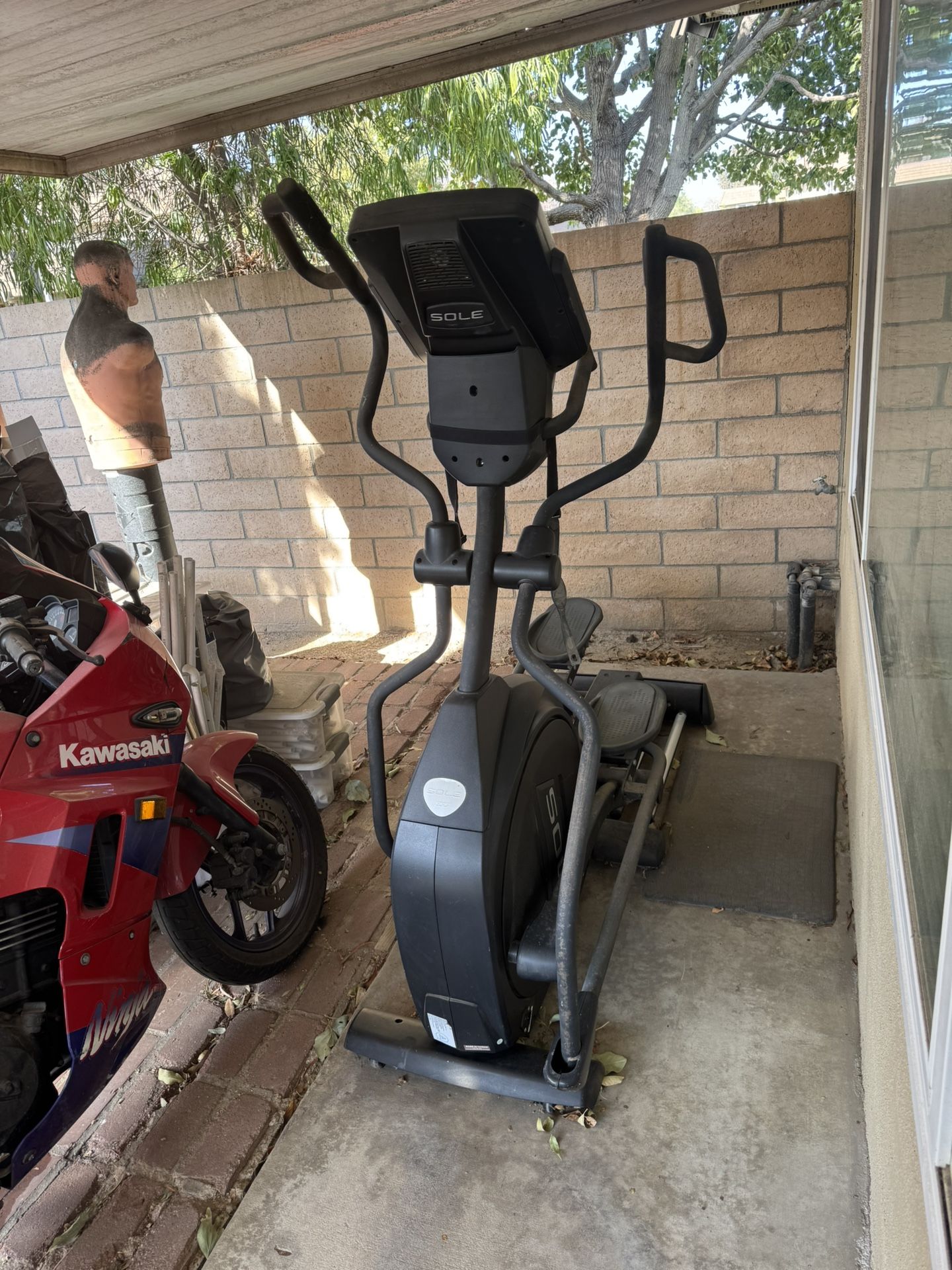 Sole Fitness Sole E55 Elliptical Used Sole E55 Elliptical For Sale