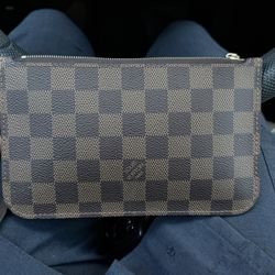Louis Vuitton Neverfull PM Zipper Pouch