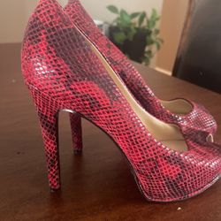 Tacones Marca Guess En Buen Estado Dos Puestas Nada Más Talla 7