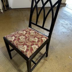 6 Antique Dining Chairs 