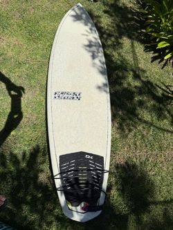 Shortboard Surfboard with Dakine Traction Pad