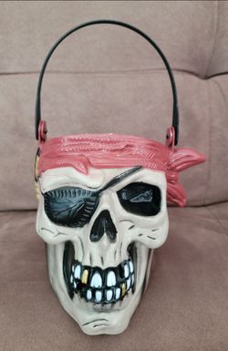 2007 Rubies Pirate Trick or Treat Candy Bucket
