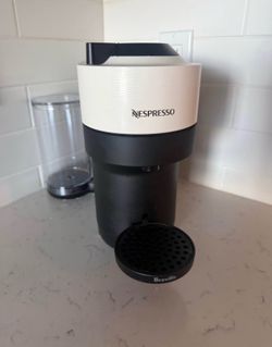 Nespresso Vertuo Cream/white
