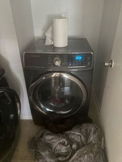 Washer and dryer set