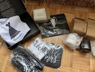 Mr. & Mrs. Gift for couples fondblou apron, mugs, oven mits, candy dish, etc as pictured New with boxes. 