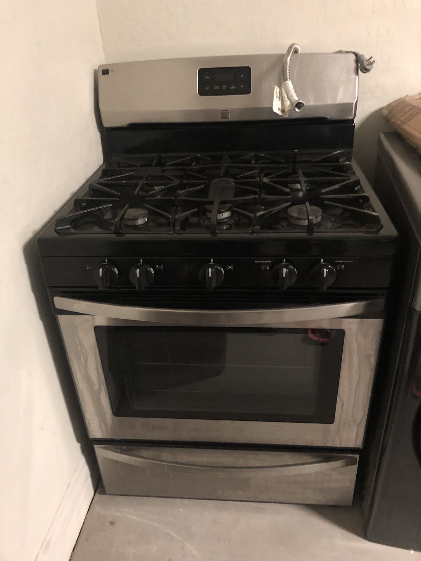 Kenmore Stove selling as is pick up only