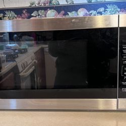 Sharp Countertop Microwave 