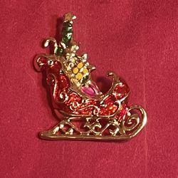 Christmas Santa’s Sleigh Brooch/Pendant