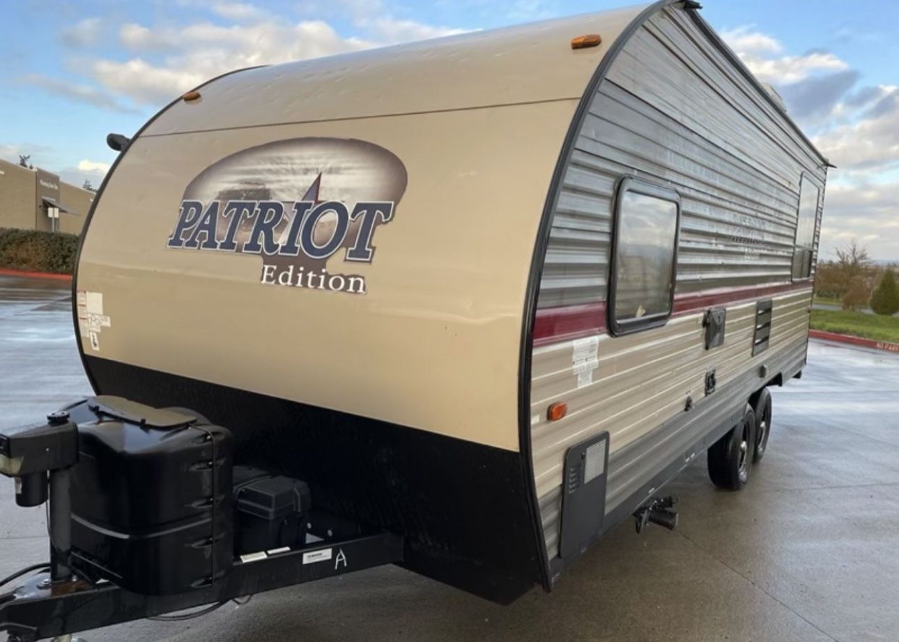 2019 Cherokee 24ft RV Trailer