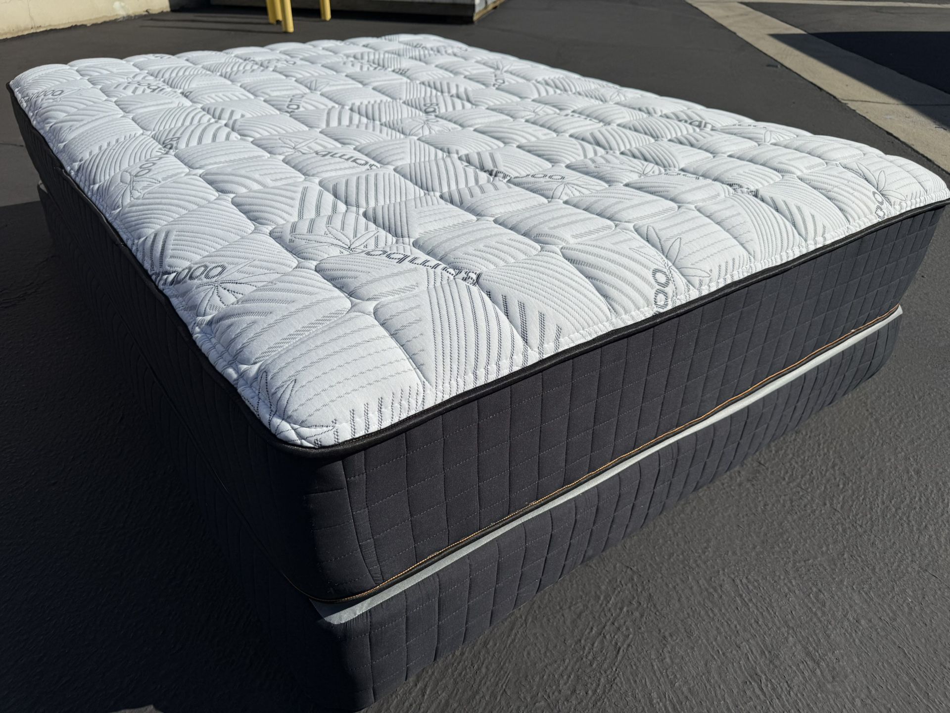 Queen Royal Bamboo Supreme Mattress And Boxspring