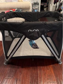 Nuna Sena Aire baby play area pack and play