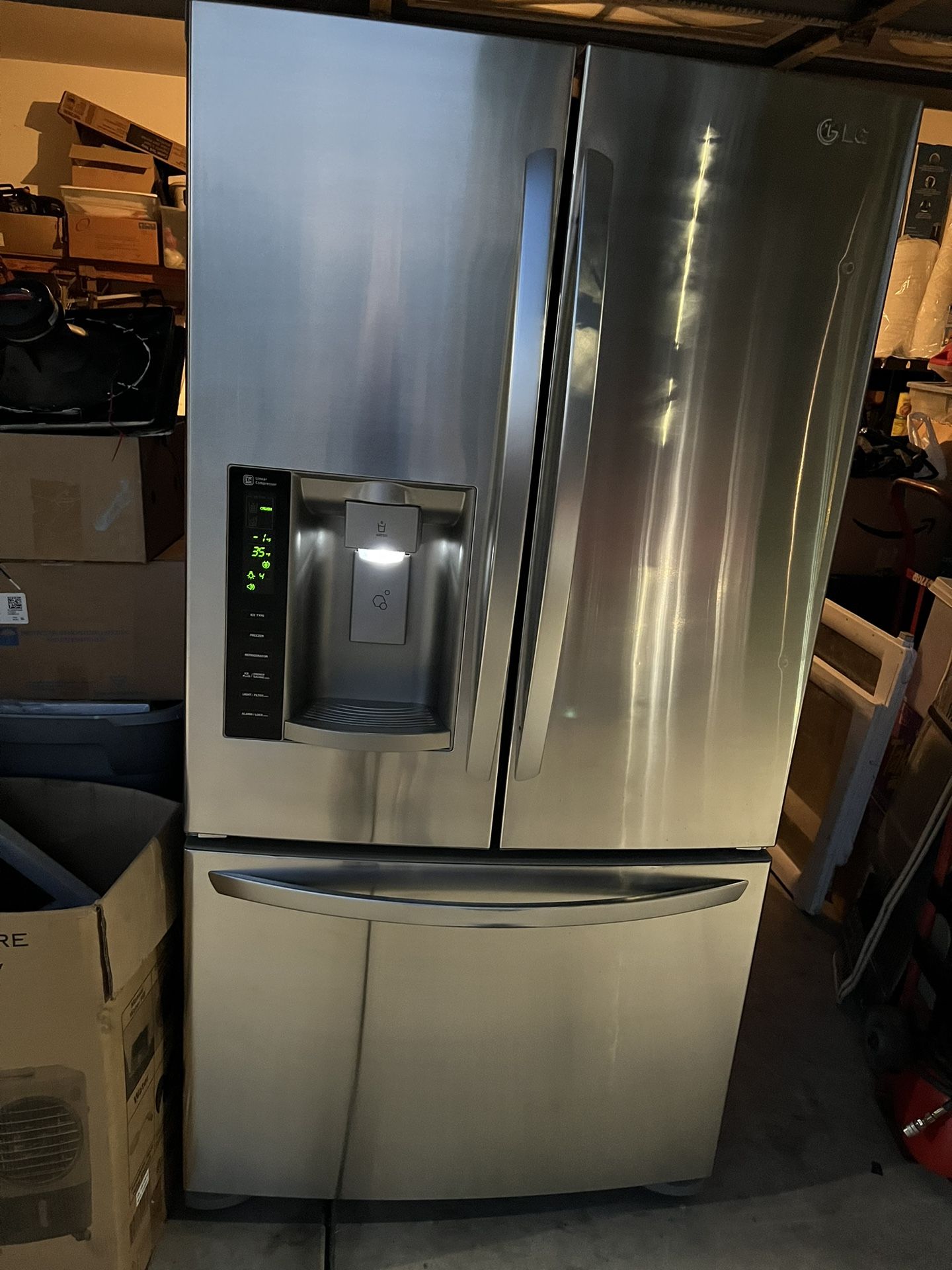 2011 LG Refrigerator For Sale 