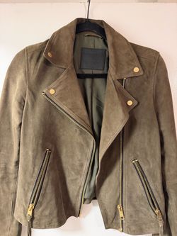 Women’s leather jacket