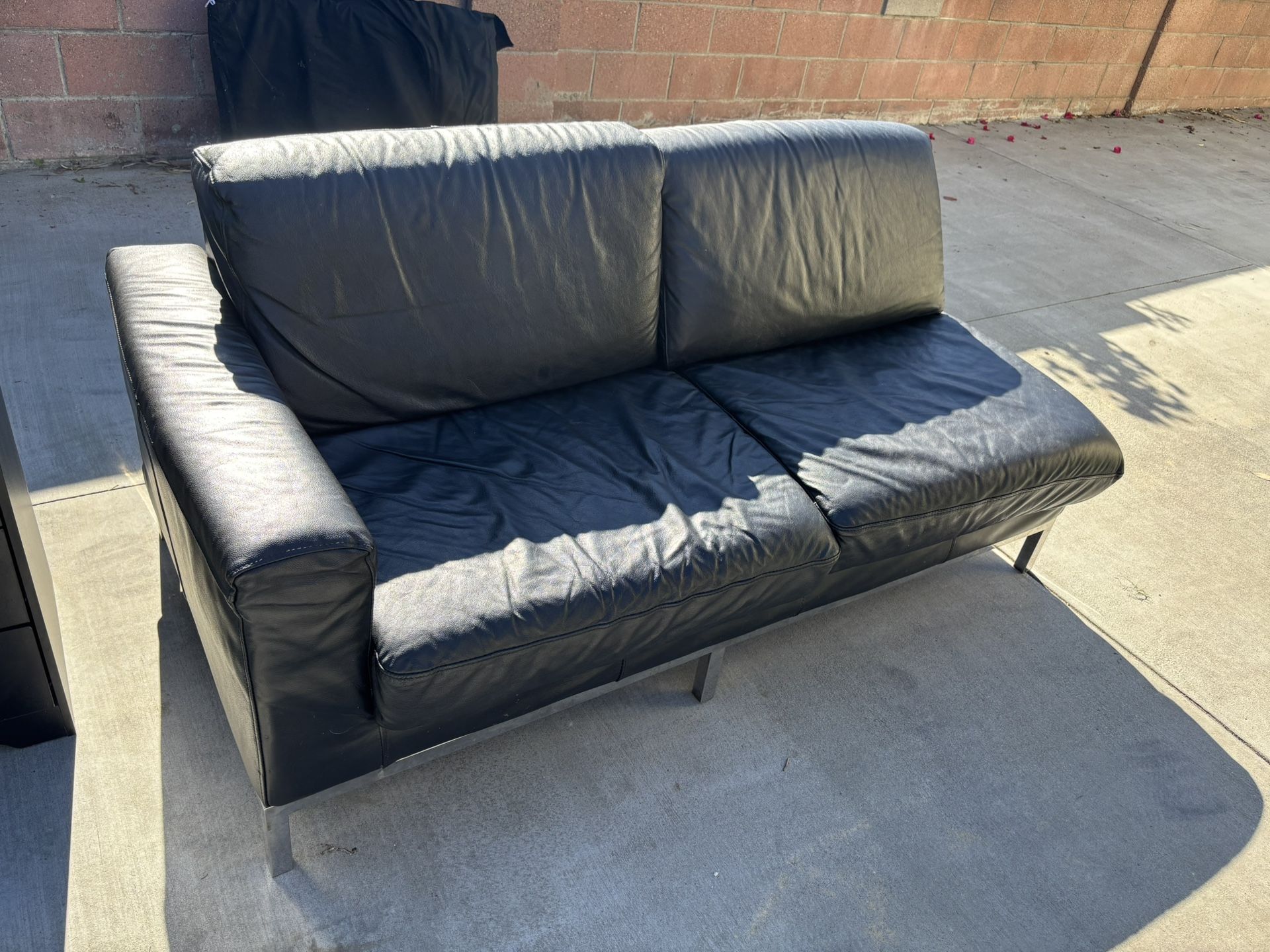Black Leather Couch PICK UP TODAY
