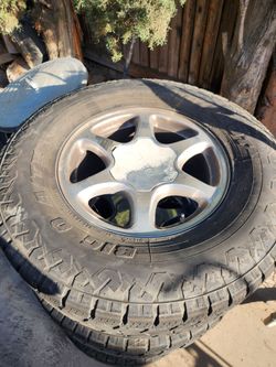 17 inch wheels 6 lug for gmc or Chevrolet