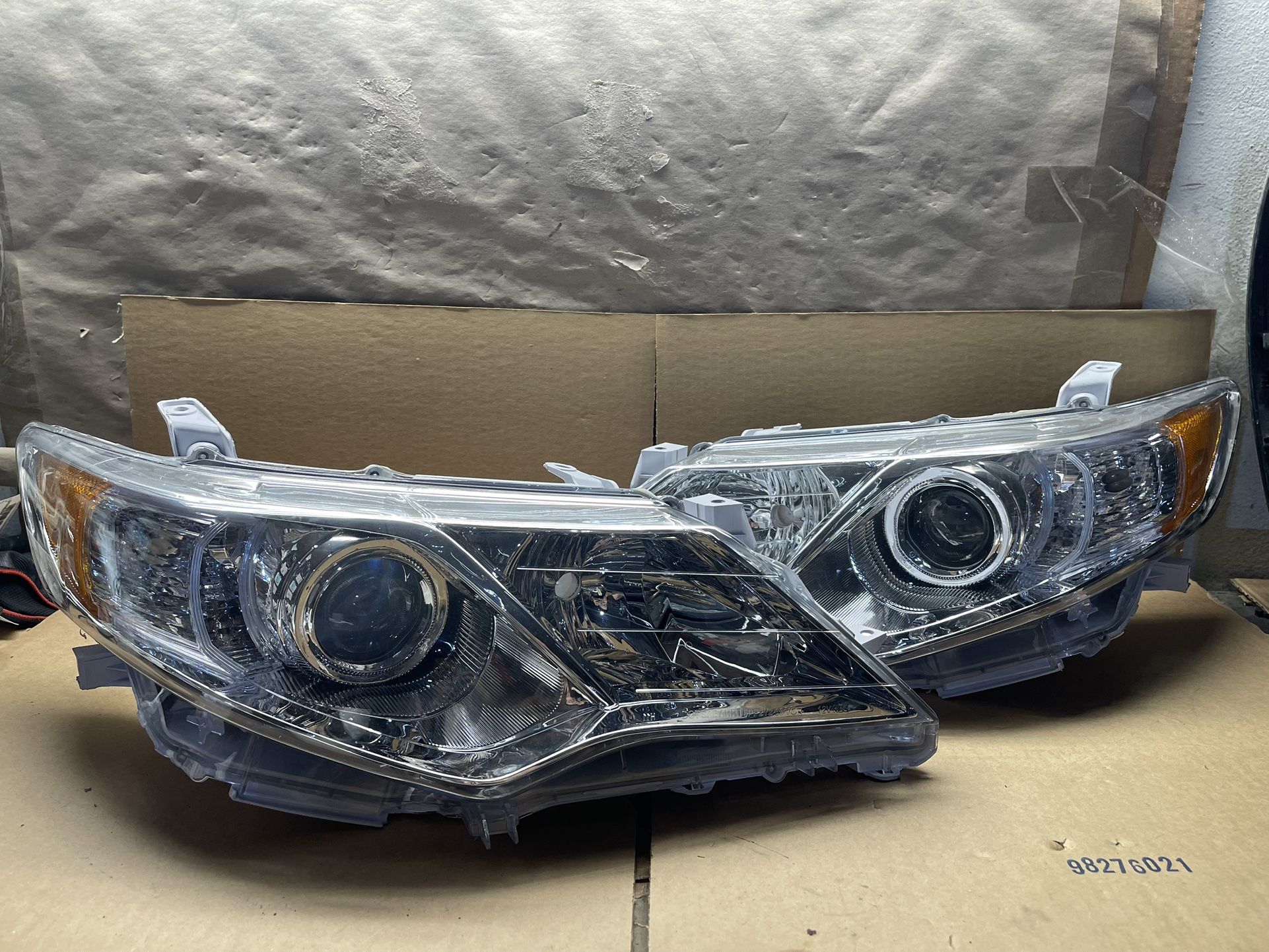 Oh188 Fit 12-14 Toyota Camry Chrome Headlight Pair