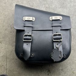 Genuine Harley Davidson Swing Armbag