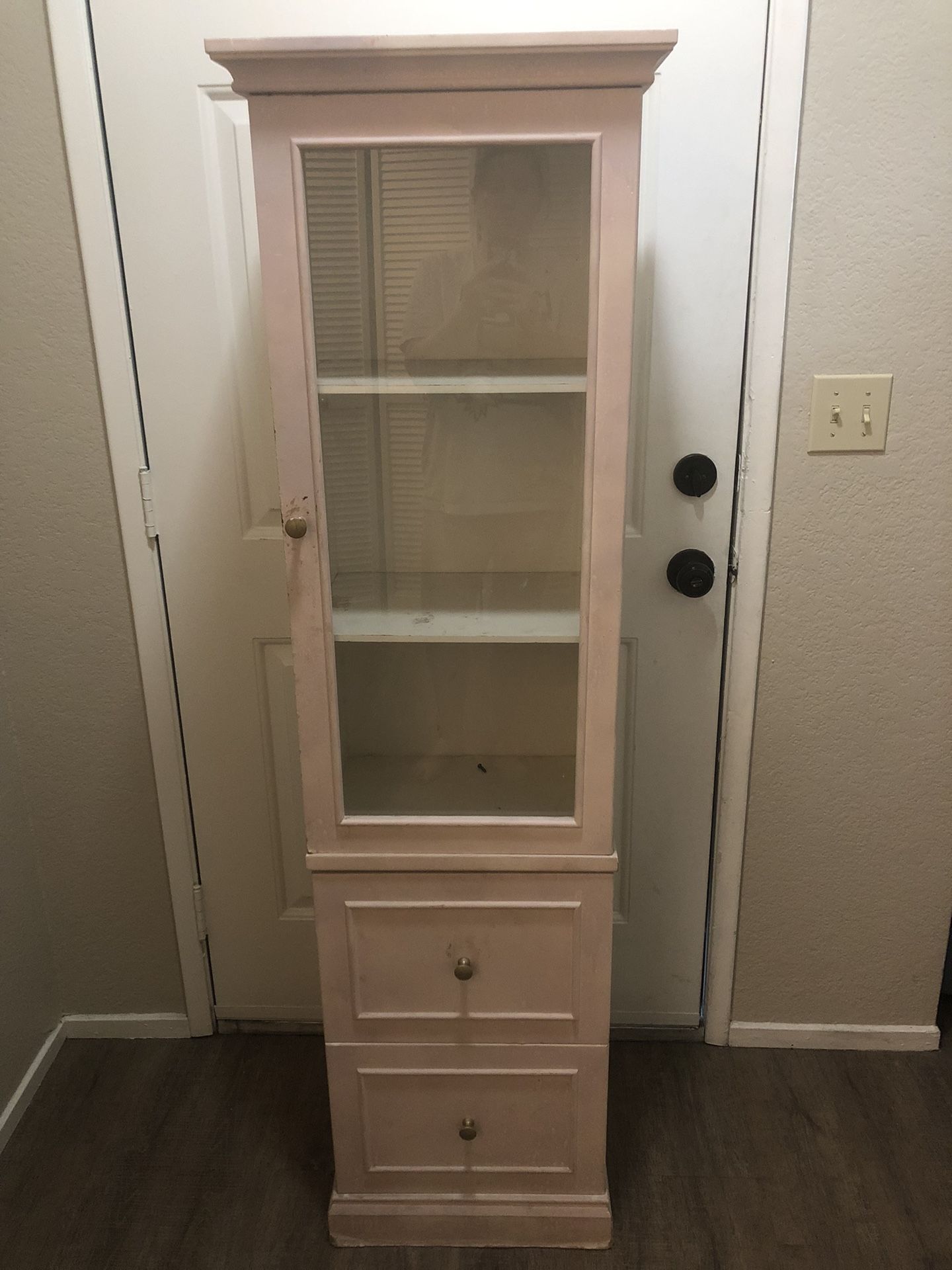 Small Light Pink Hutch