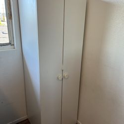 IKEA Dresser READ DESCRIPTION 