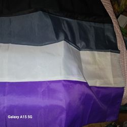 SELLING MY 2 BANNERS I HAVE TO DOWNSIZE THEY STE GREAT  APPX. 3X5