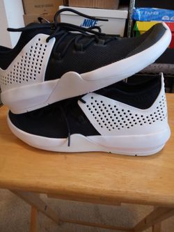 Jordan Express Size 10