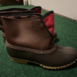 Estate Sale With Designer Clothing And Shoes 