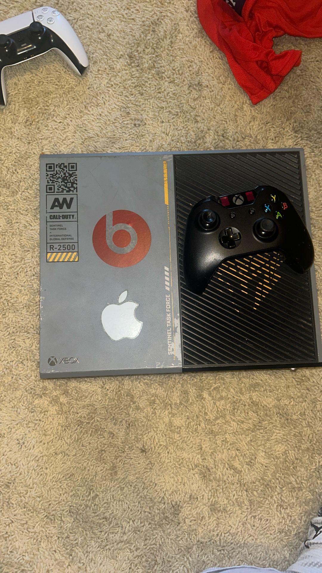 Xbox One With Controller