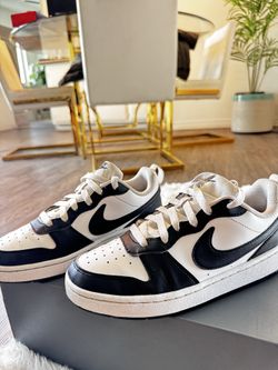 Nike Dunk Lows Size 6youth