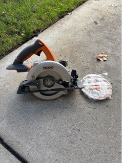 Ridgid saw 18/24 volt maxselect 6 1/2in. Circular saw