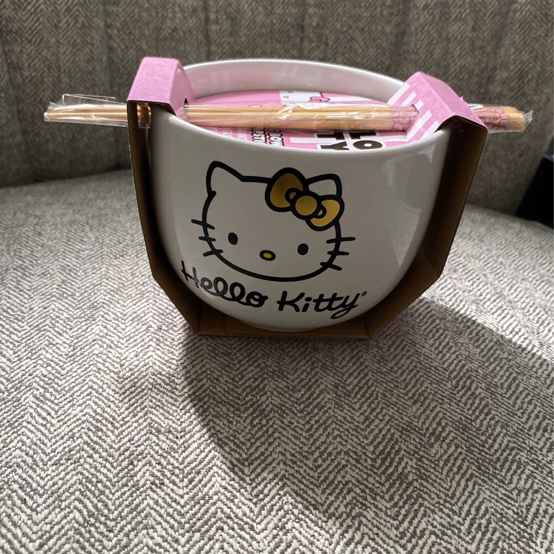 Hello Kitty Ramen Bowl