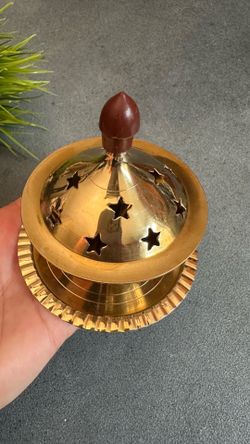 Forestree"Kuber Goblet Brass Diya | Table Oil lamp "Puja Lamp - Decorative Round