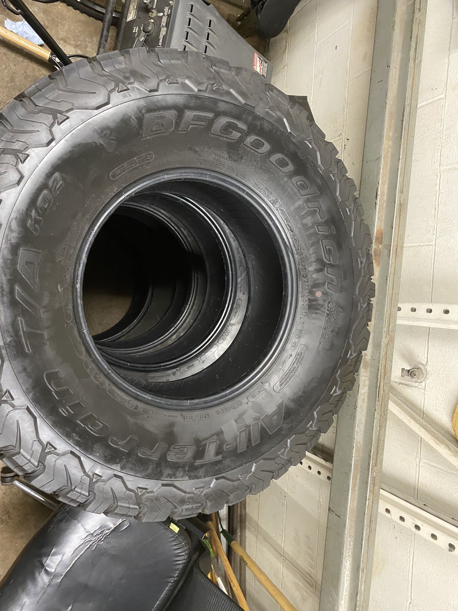 Ford Raptor Tires