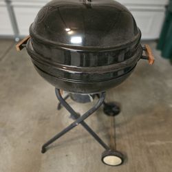 Kingsford Charcoal BBQ Grill W Cover